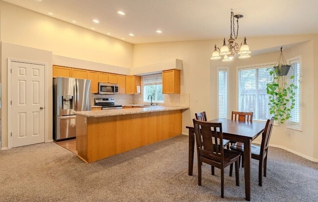 Building Photo - 1306 NE 91st Ave