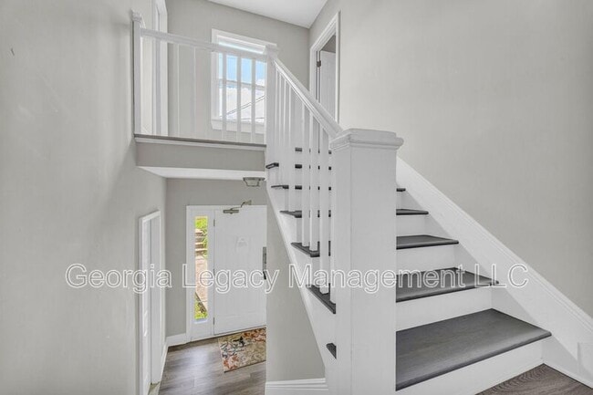 Building Photo - 21 Andrews Ct