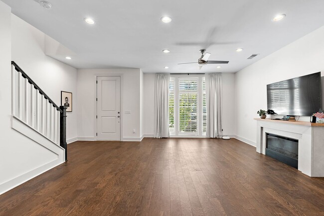 Building Photo - Edgehill Villages Townhomes