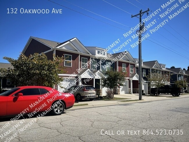 Building Photo - 132 Oakwood Ave