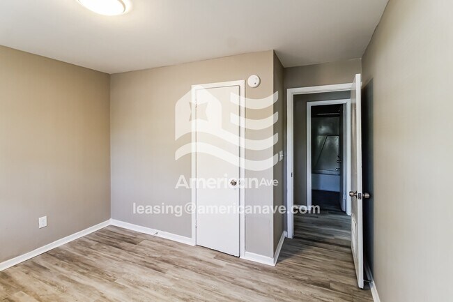 Building Photo - 1211 Laura Ave