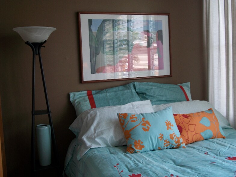 Building Photo - 1550 Wilder Ave