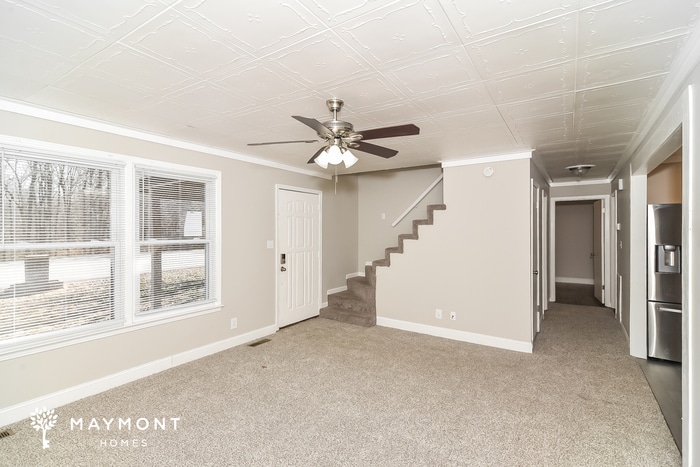 Building Photo - 2044 Dinsmore Rd