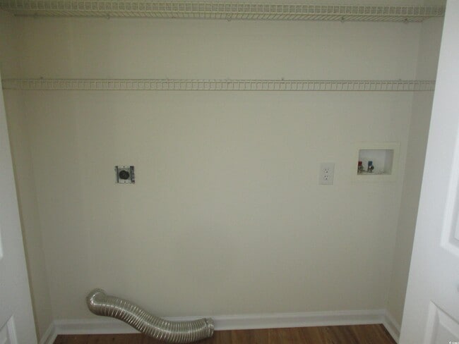 Building Photo - 483 Wallingford Cir