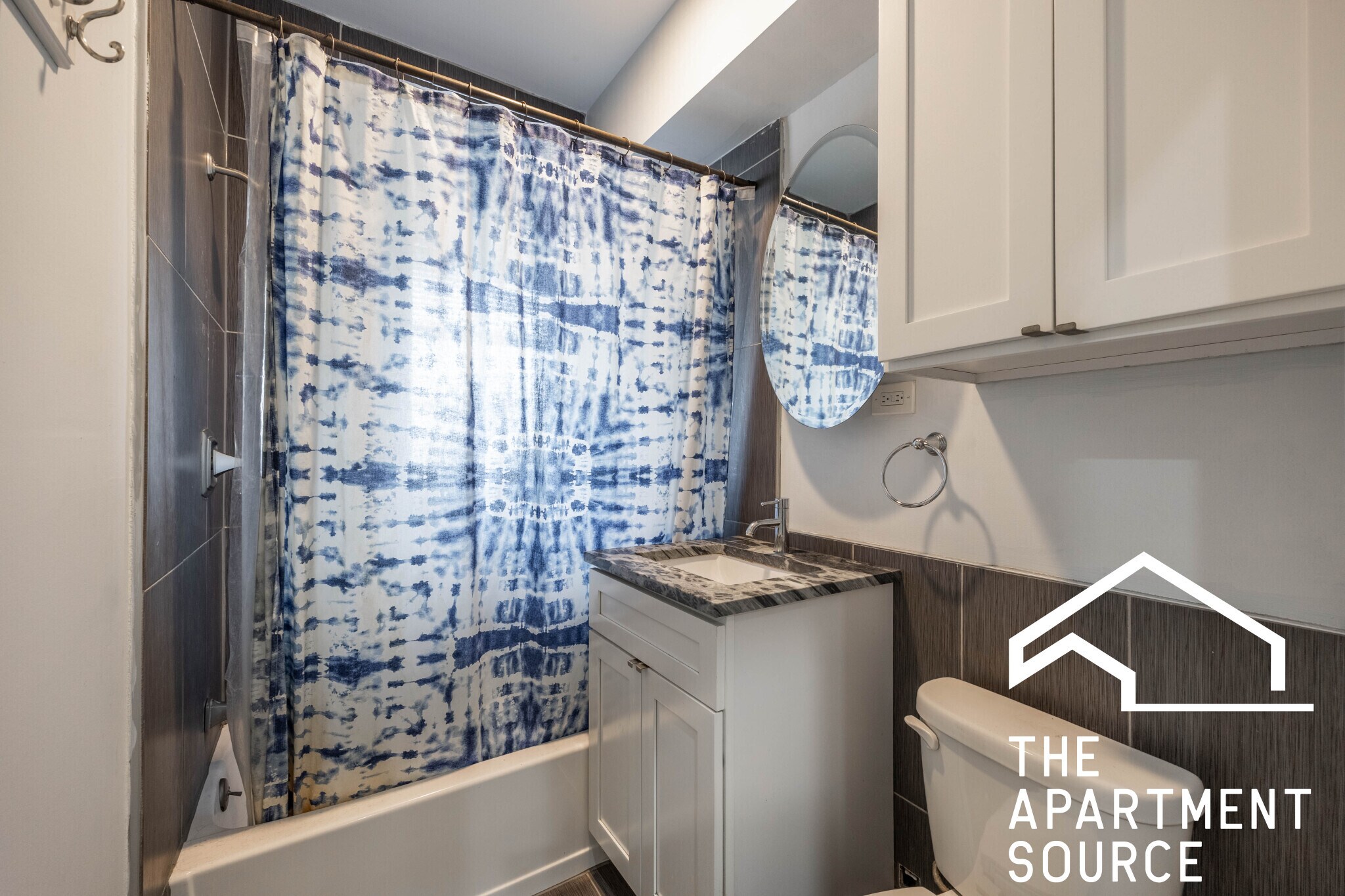 Building Photo - 3716 W Belmont Ave