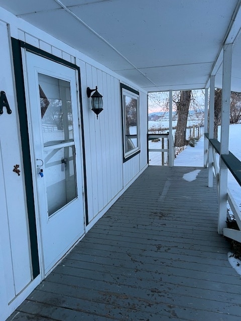 Building Photo - 5508 Lake Helena Dr