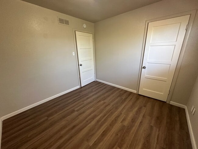 Building Photo - 3461 Ashley Ave