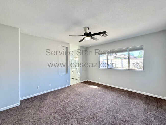 Building Photo - 13536 W Canyon Creek Dr