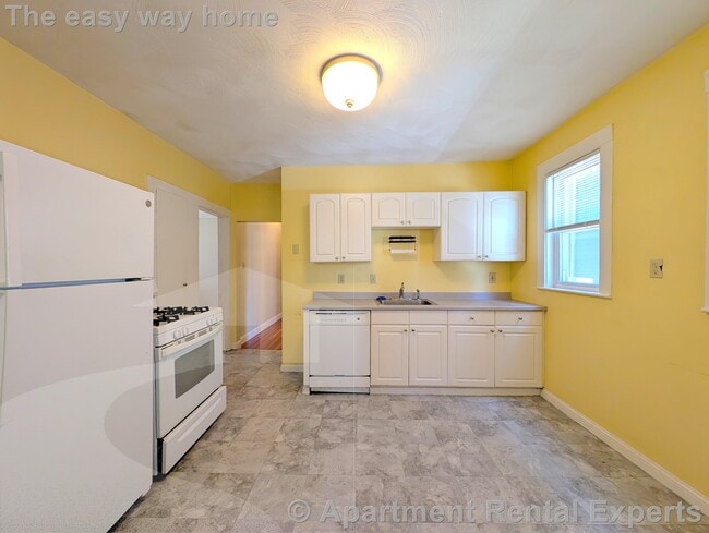 Primary Photo - 79 Conwell Ave