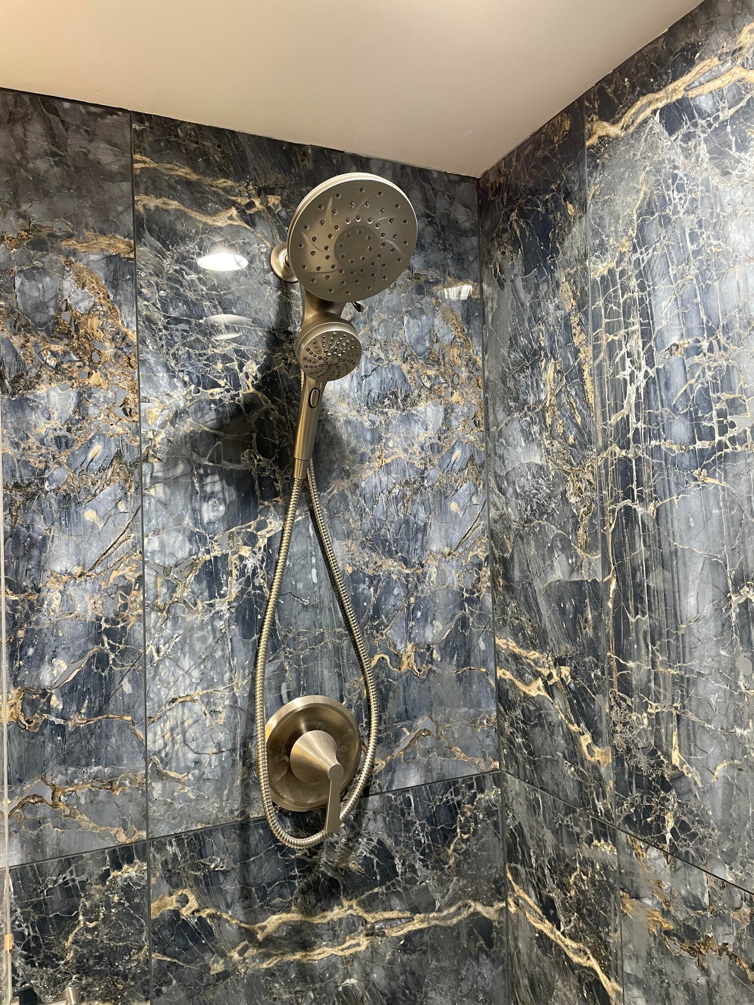 Shower interior - 3625 W Oakdale Ave