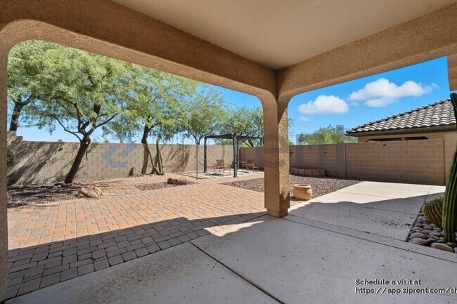 Building Photo - 42723 N 43rd Dr