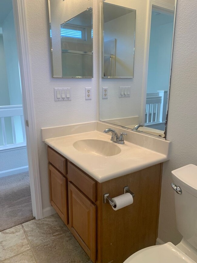 Building Photo - $500 Off The First Month’s Rent!!