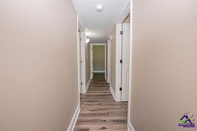 Building Photo - 401 Feagin Mill Rd