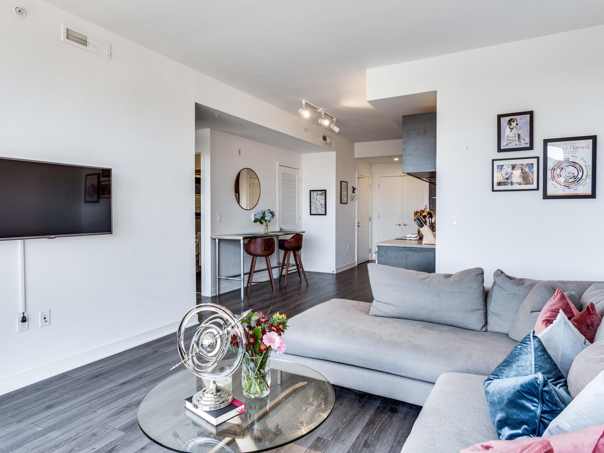 Building Photo - 2030 8th St NW