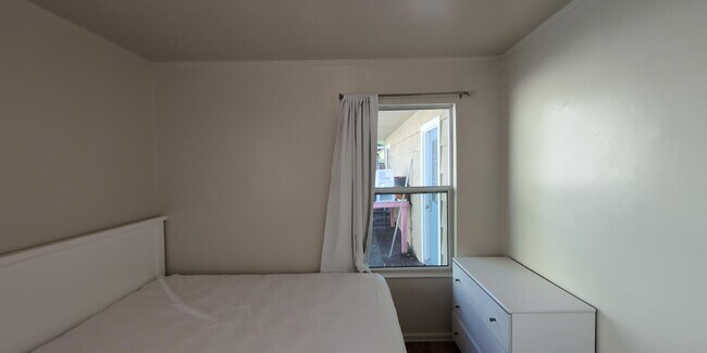 Building Photo - 750 Bellomy St