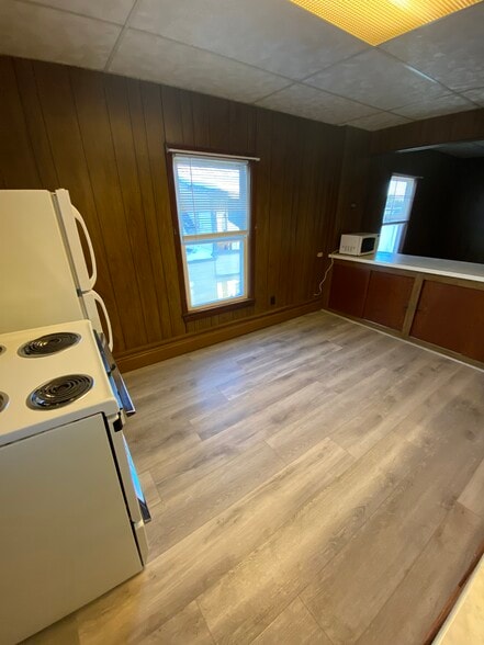 Building Photo - 43 Lafayette St