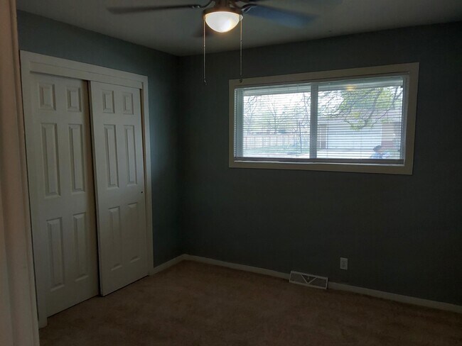 Building Photo - 2201 12th St