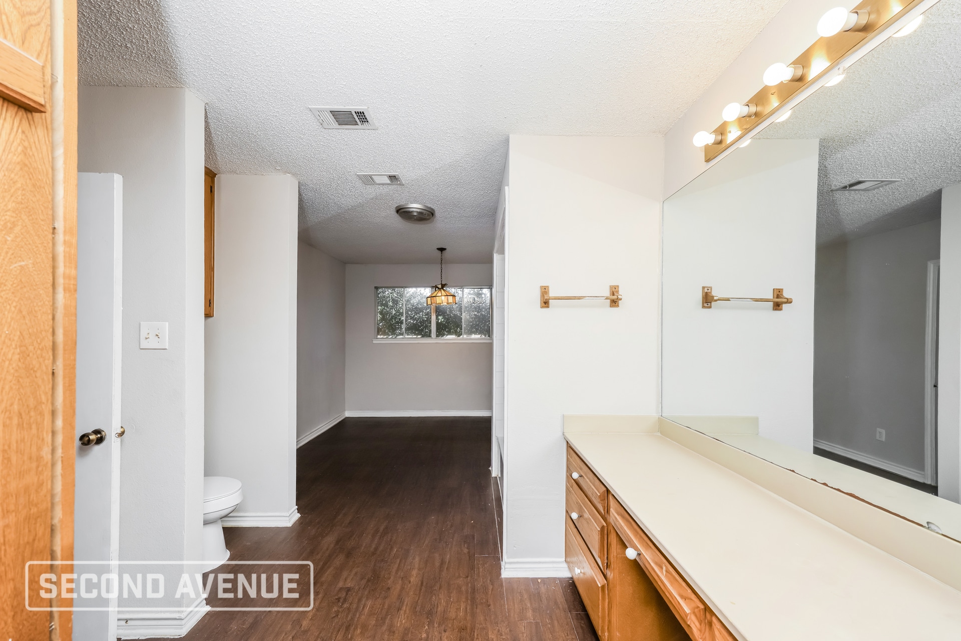 Building Photo - 2713 S Carrier Pkwy