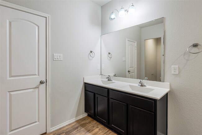 Building Photo - 7035 Bonaire Vista Ln