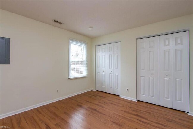 Building Photo - 1210 Stockley Gardens