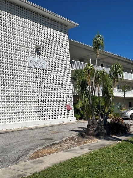 Building Photo - 5155 9th Ave N