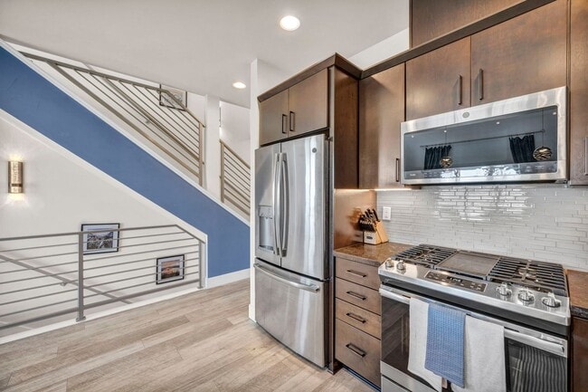 Building Photo - Mid-Town Modern Gem With EV Charger