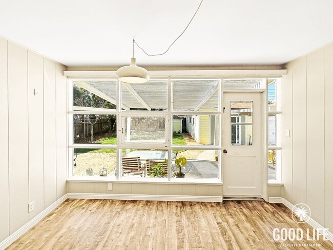 Building Photo - Charming 3-Bedroom Anaheim Home Featuring Private Backyard & 2 Car Garage