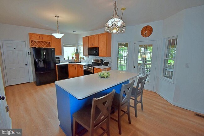 Building Photo - 34 Ashcroft Dr