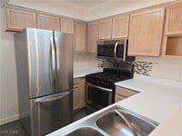 Building Photo - 3168 Tarpon