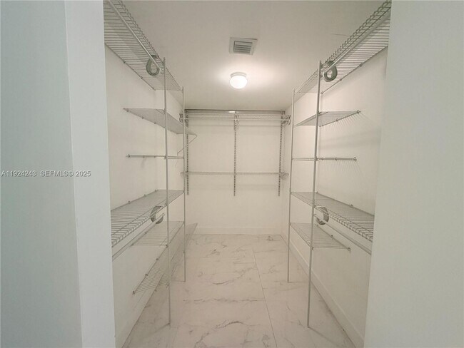 Building Photo - 488 NE 18th St