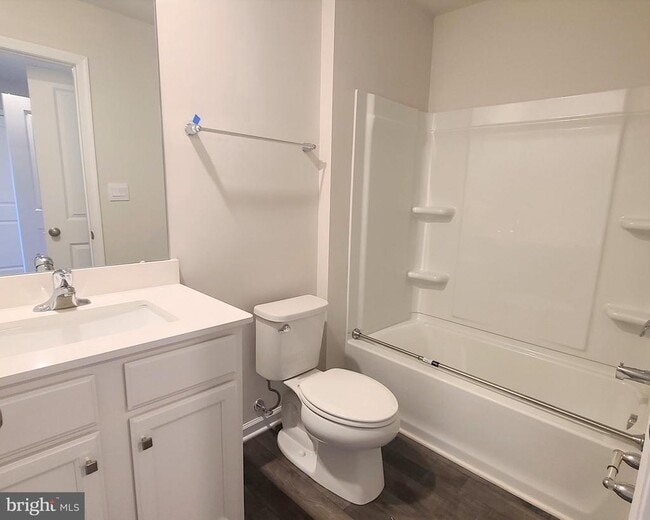 Building Photo - 874 Peaceful Ln