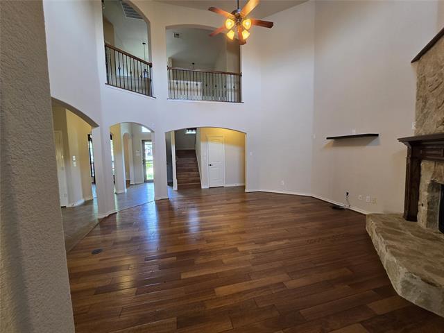 Building Photo - 1437 Tudor Dr