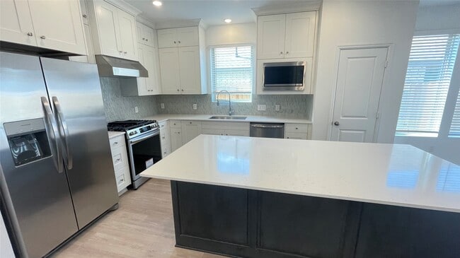 Building Photo - 30310 Tall Fescue Dr