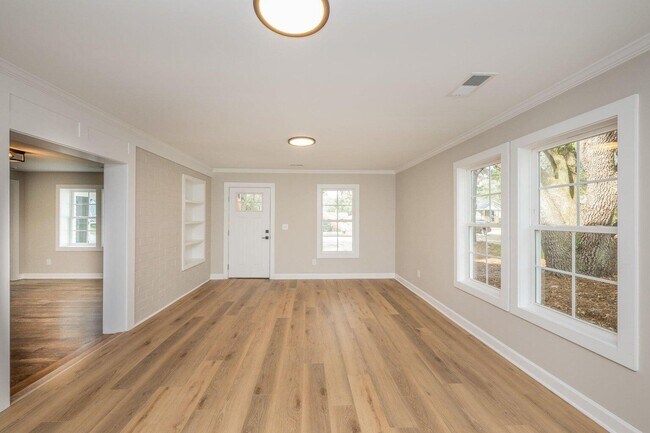 Building Photo - 1106 Morningside Dr