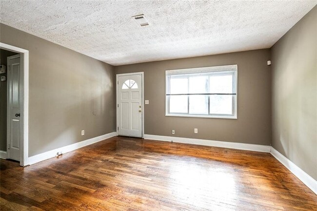 Building Photo - 2833 Cardo Dr NW