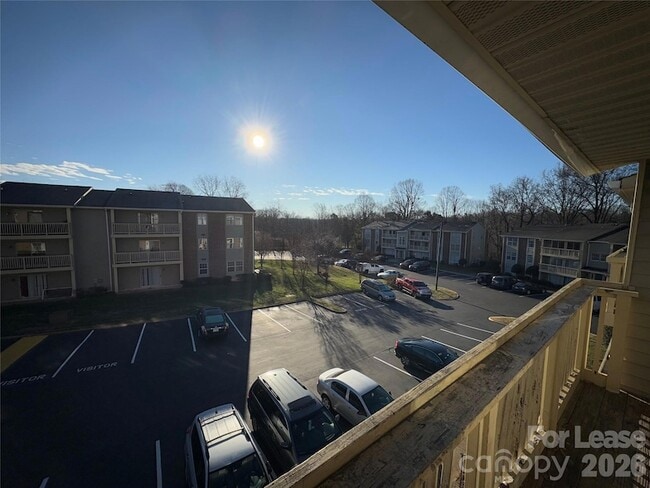 Building Photo - 1604 Arlyn Cir