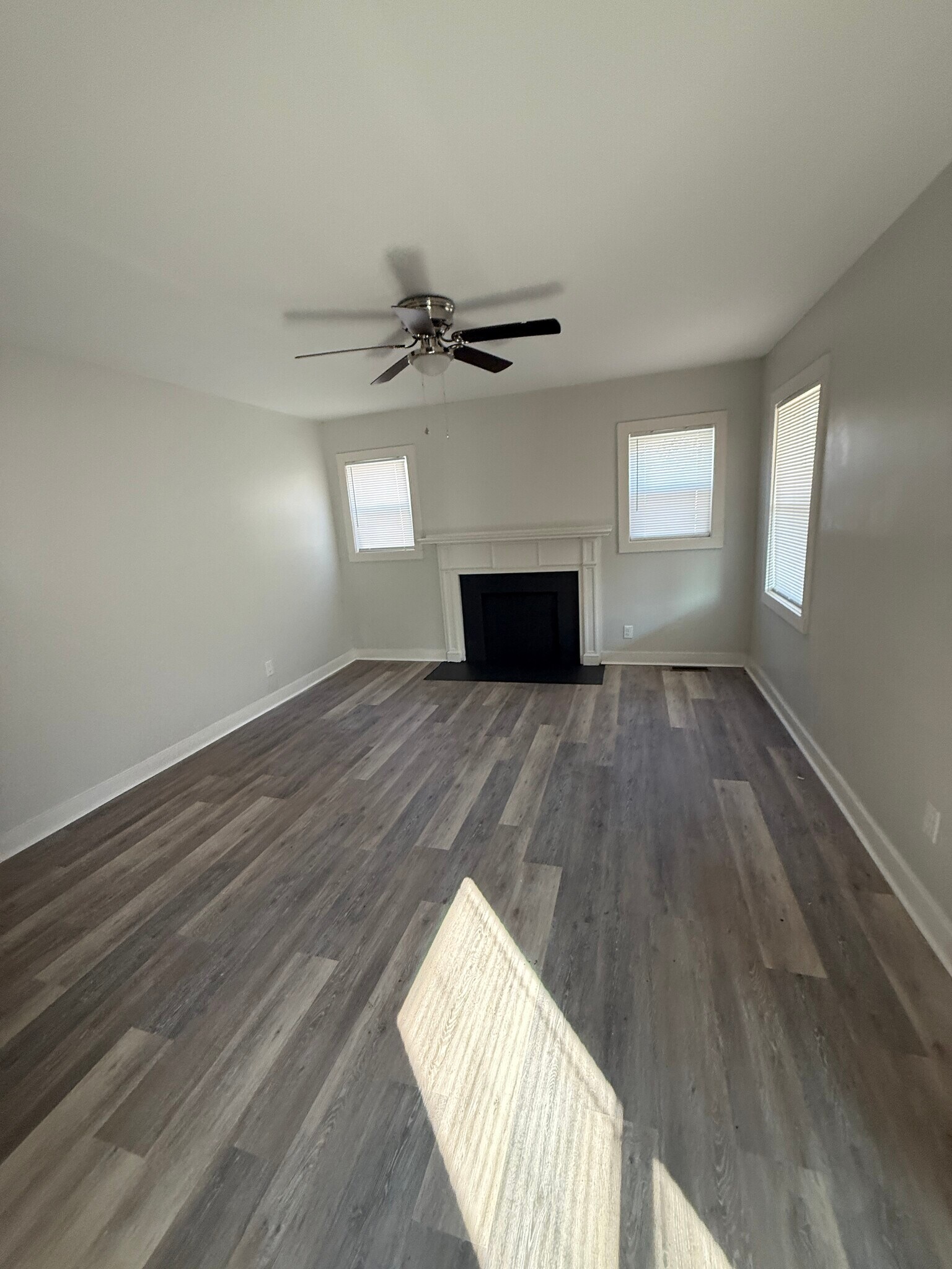 Building Photo - 7400 Rome Ave