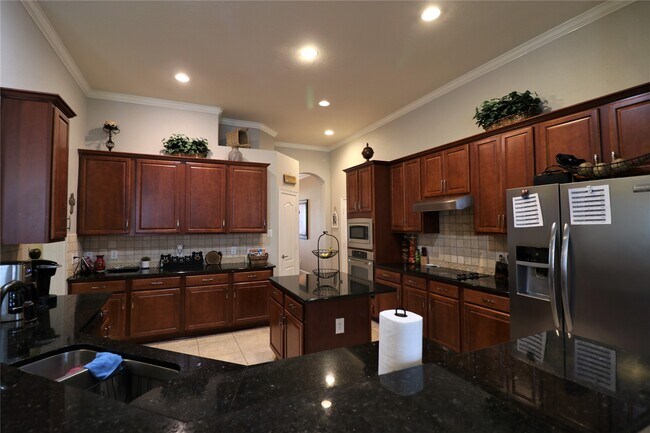 Building Photo - 6126 Emberwood Falls Dr