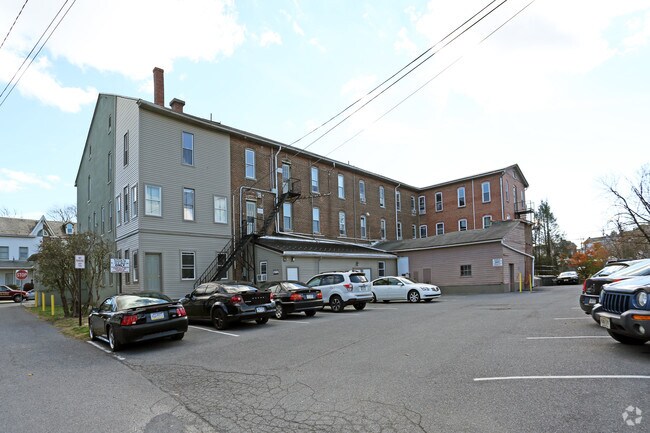 Building Photo - Student Housing/ Commercial Store Front