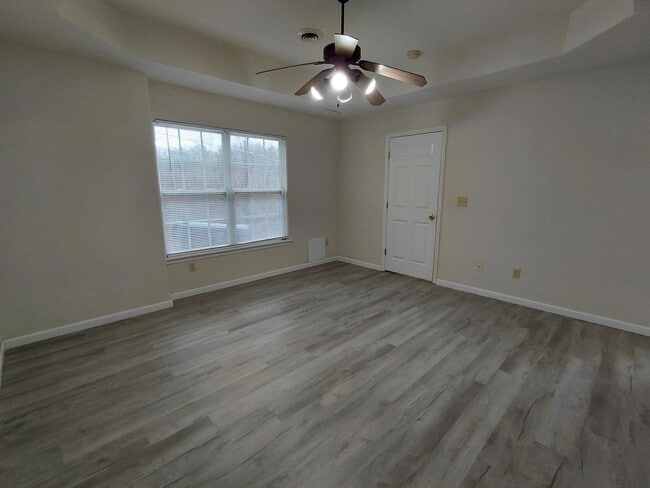 Building Photo - 344 Carmel Valley Way