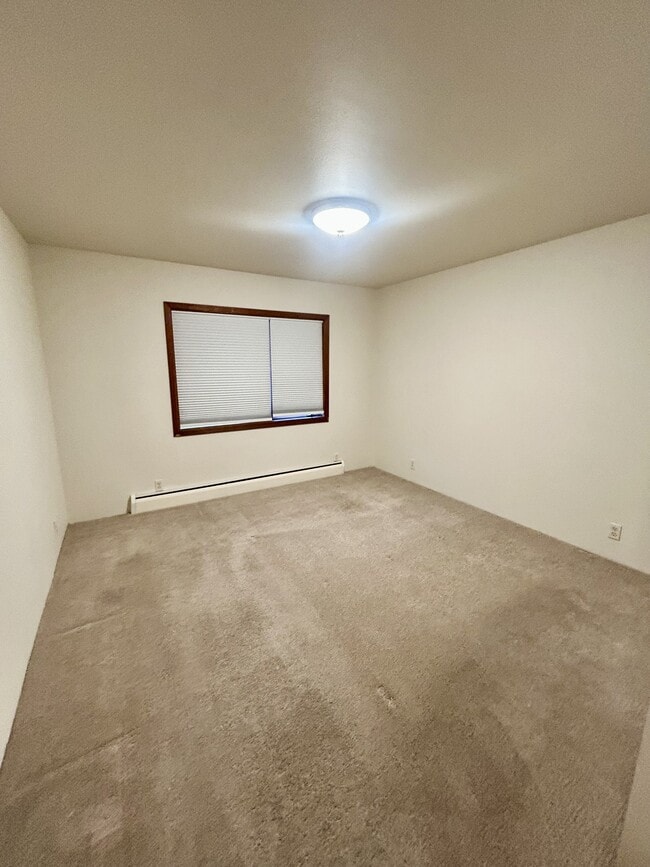 Building Photo - 606 Mead AvenueUnit A Mead