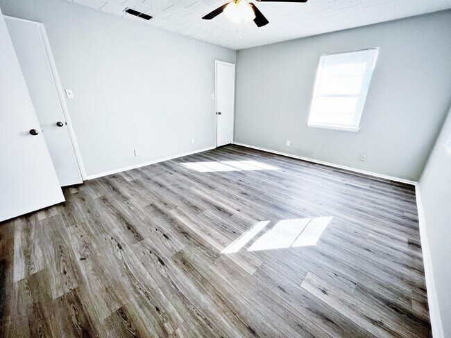 Building Photo - 16943 FM2964