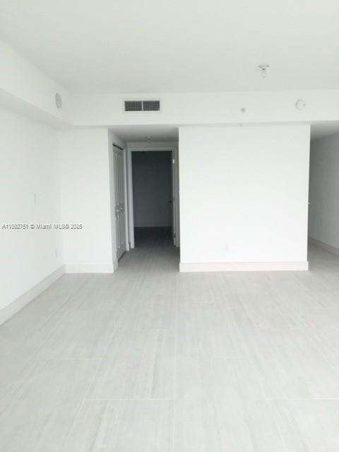 Building Photo - 400 Sunny Isles Blvd