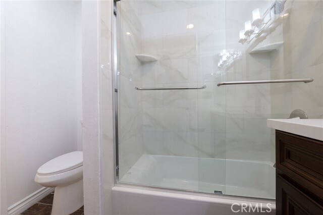 Building Photo - 8633 Balboa Blvd