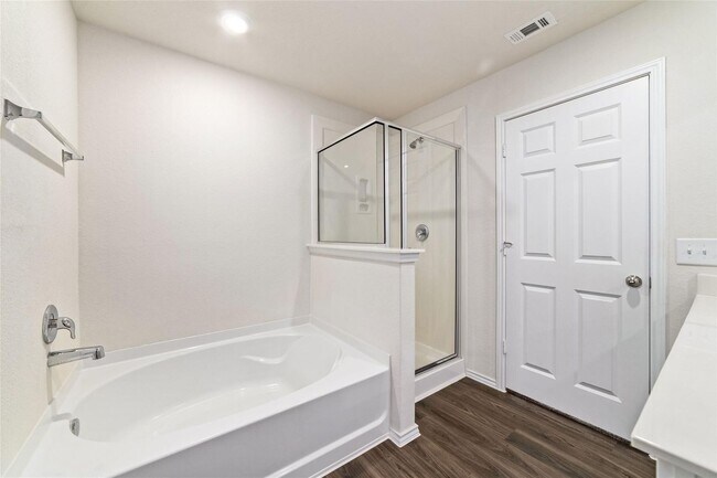 Building Photo - Beautiful HOME Katy Crossing! Fantastic Tw...
