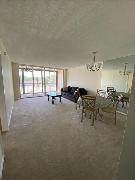 Building Photo - 740 S Federal Hwy