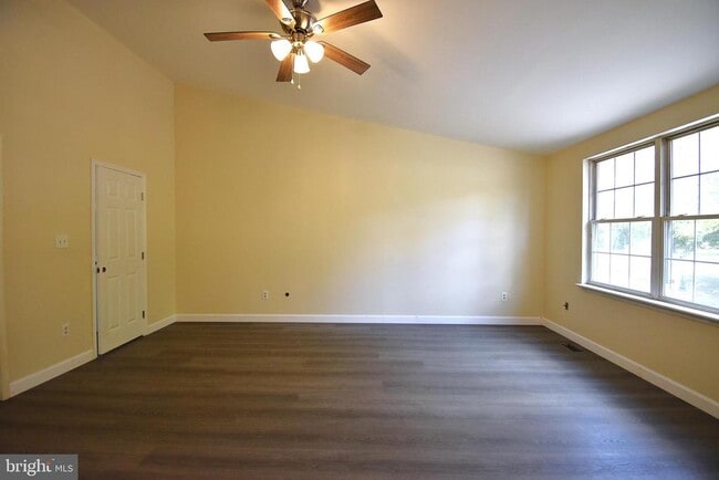 Primary Photo - 3580 S Main Rd