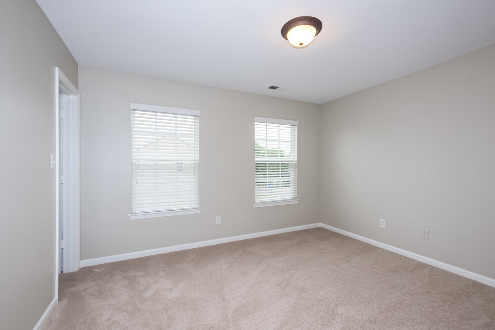 Building Photo - 3906 Herkimer Dr