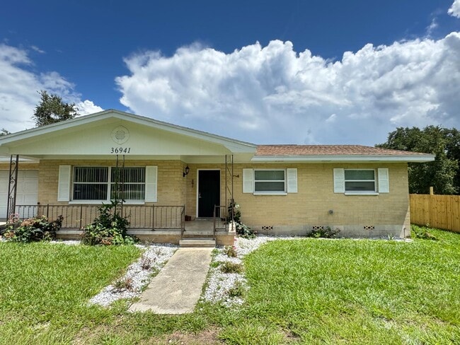 Building Photo - 36941 Blanton Rd