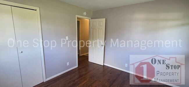 Building Photo - 8408 E 93rd Terrace